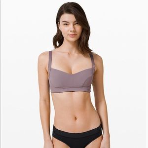 Lululemon composed bra small b/c 30-34